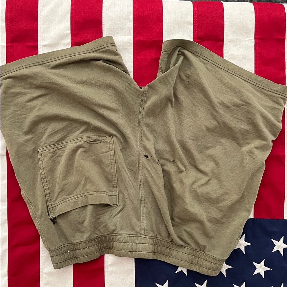 Olive Green Men's Shorts - Picture 5 of 7